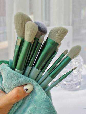 Soft Fluffy Makeup Brush Set