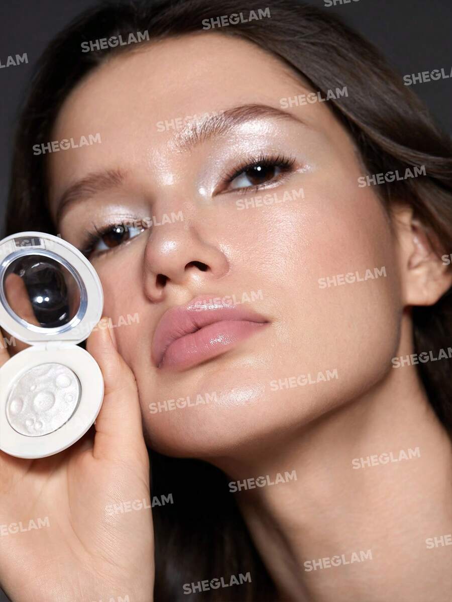SHEGLAM Lunar Glow Highlighter-Vanilla Frost