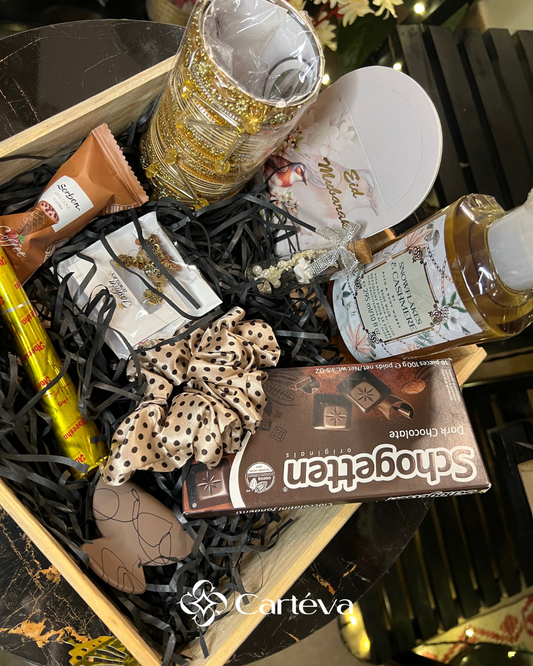 Eid Snowflakes & Cashmere Gift Basket